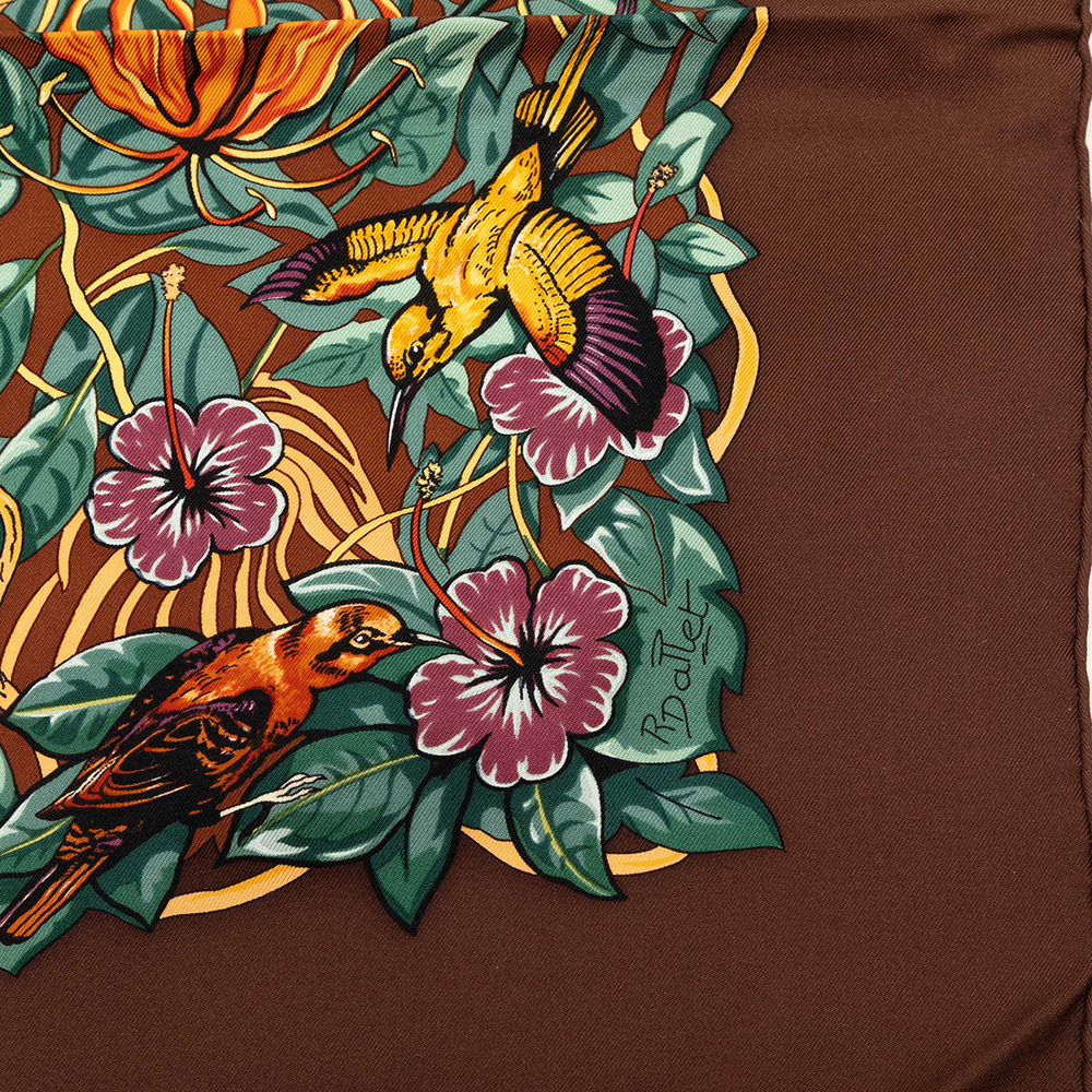 Pre-Loved Hermes Jungle Love Silk Scarf 90 - Picture 6 of 9